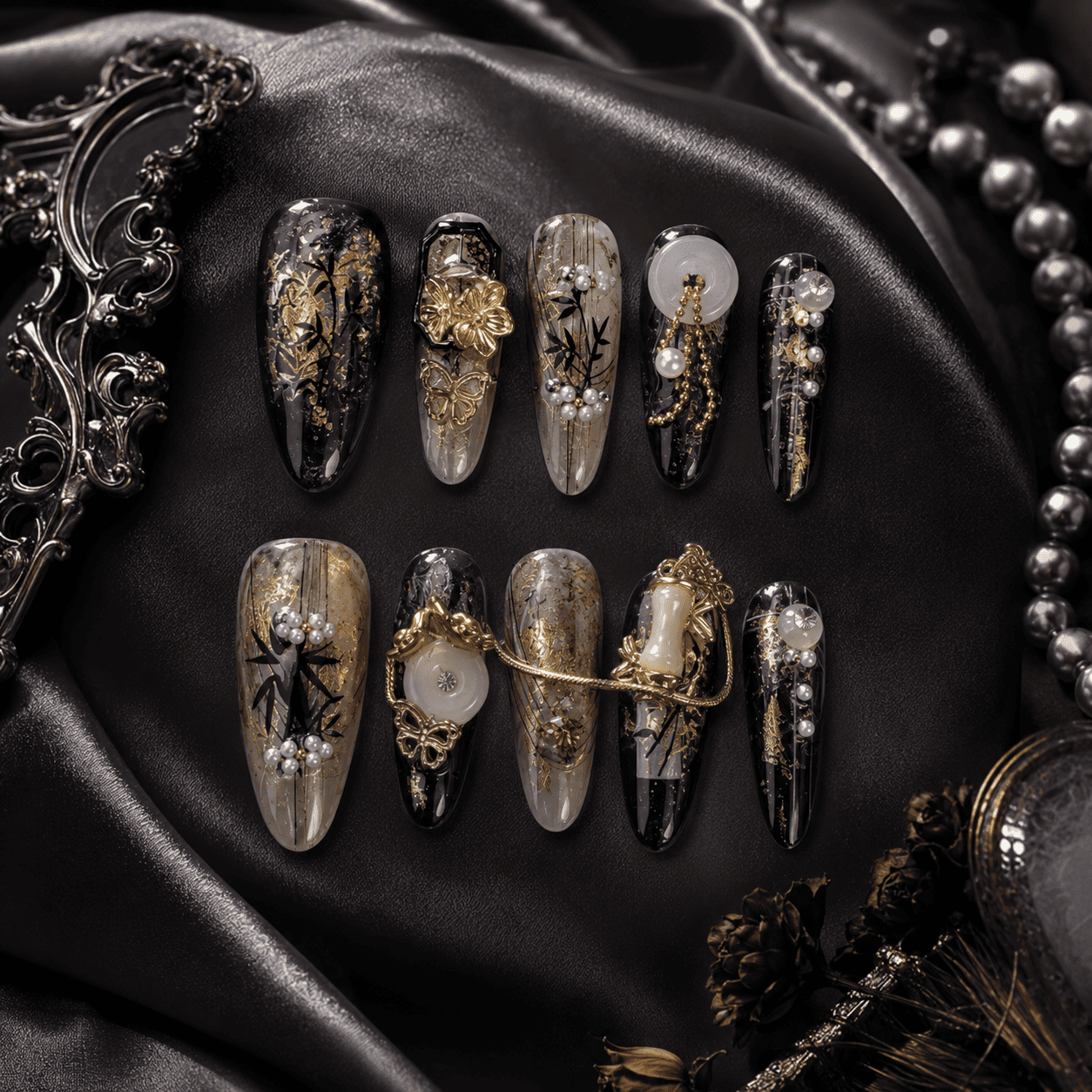Noir Bamboo Relic